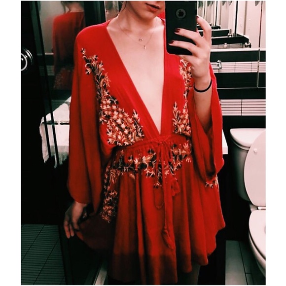 Dresses & Skirts - Boho plunging neck tassel embroidered floral Dress